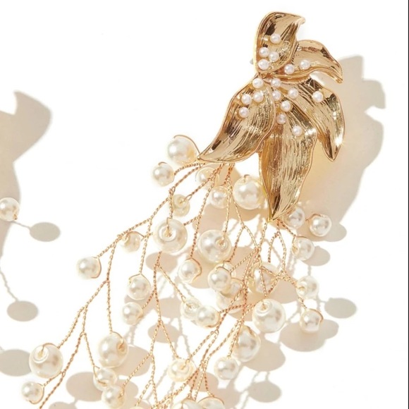 Gold Leaf with Long Pearl Branches Earrings - Picture 3 of 6
